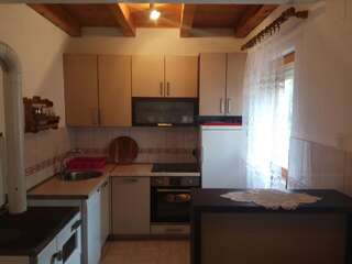 Дома для отпуска Village House Štitarica Мойковац Дом с 4 спальнями-13